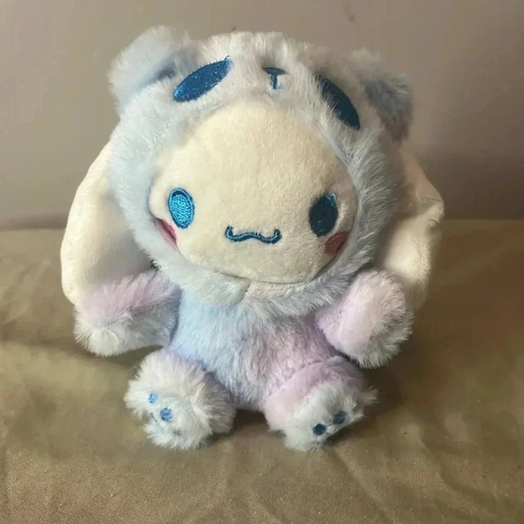 New Cinnamoroll dressed in Bear Costume Key Chain - Picture 1 of 3